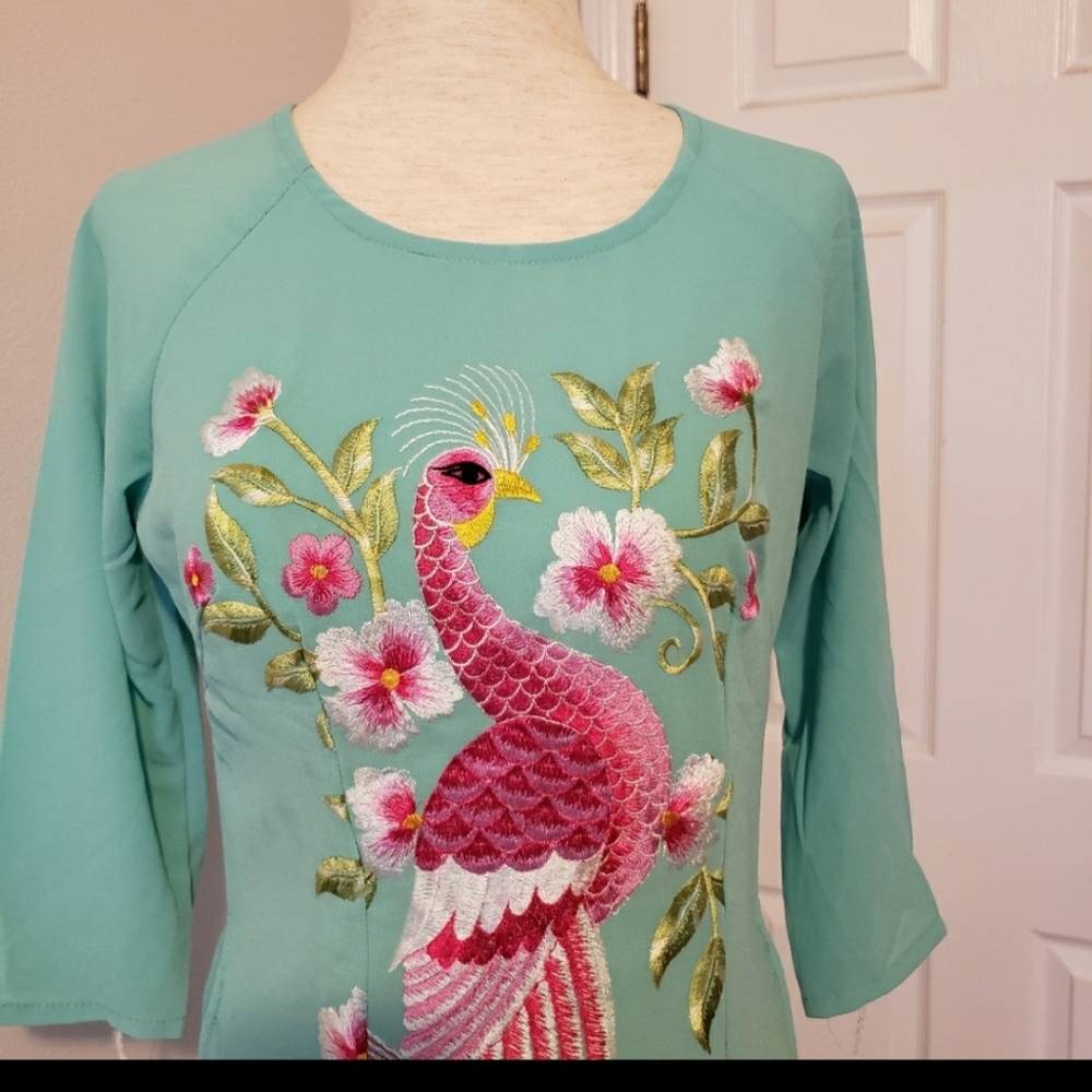 Ao Dai Vietnam View 2